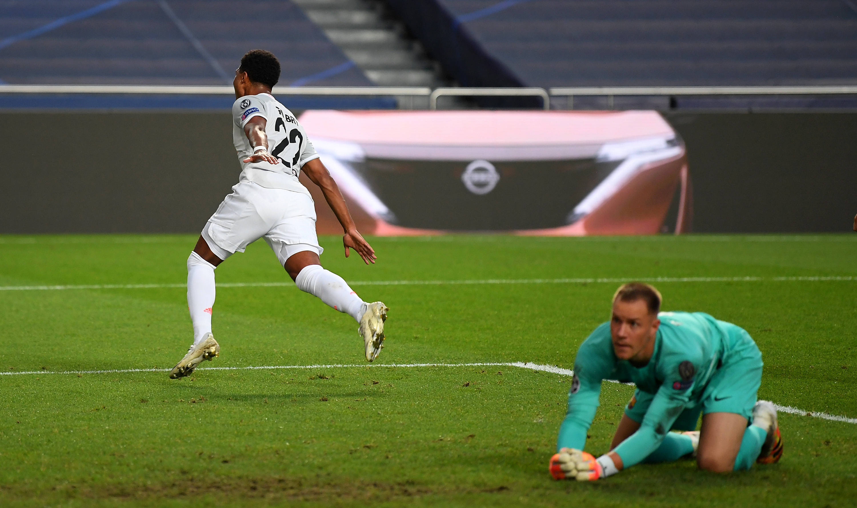 菲尔克鲁格：我不想听“9号魔咒”；穿上米兰球衣让我自豪