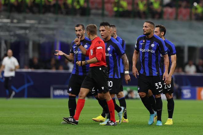 竞技眷侣携手开黑《孤岛先锋》亲密度系统浪漫上线